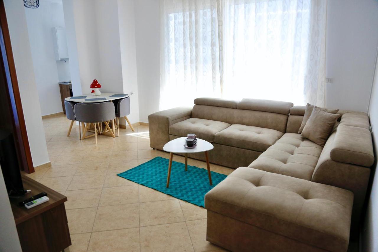 Sea La Vie Apartments Sarande Exterior photo