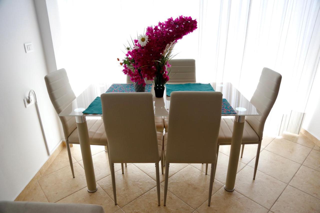 Sea La Vie Apartments Sarande Exterior photo