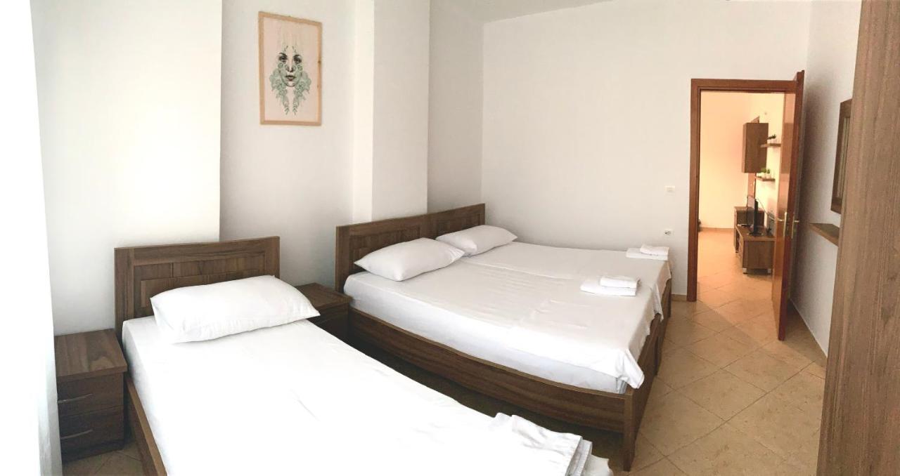 Sea La Vie Apartments Sarande Exterior photo