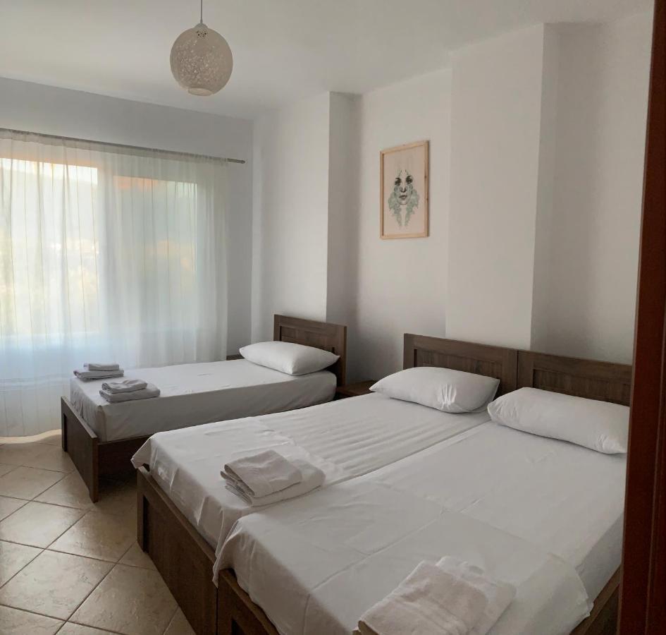 Sea La Vie Apartments Sarande Exterior photo
