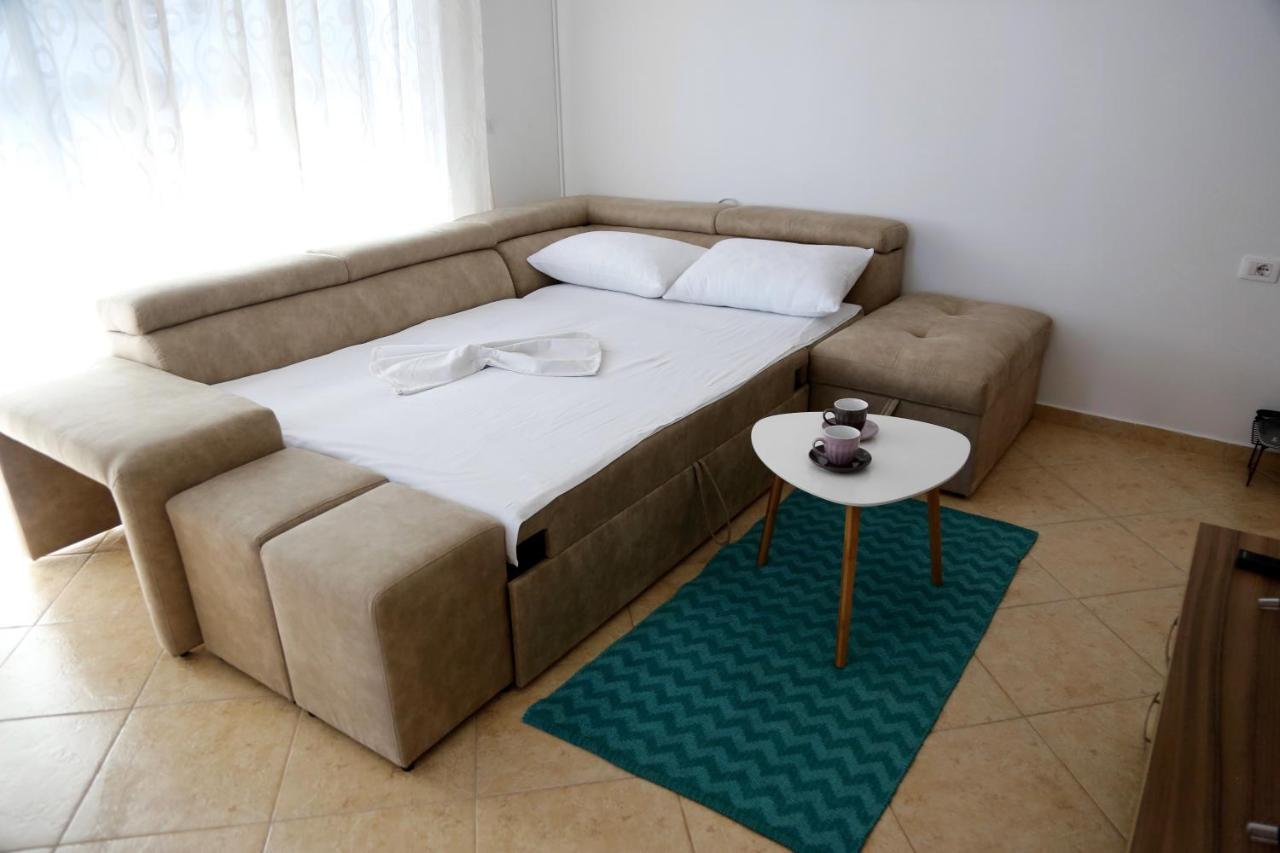Sea La Vie Apartments Sarande Exterior photo