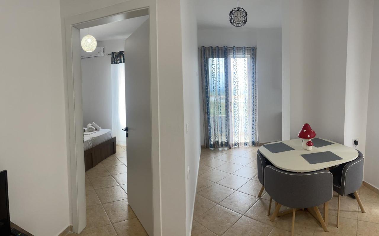 Sea La Vie Apartments Sarande Exterior photo
